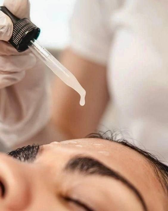 Gesichts - Behandlungen (Facials & Peelings) - LEVEL5 AESTHETICS