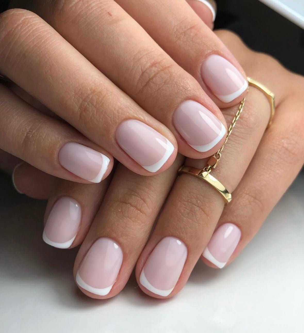 Maniküre - LEVEL5 AESTHETICS