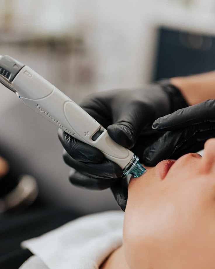 Hydrafacial Behandlungen - LEVEL5 AESTHETICS