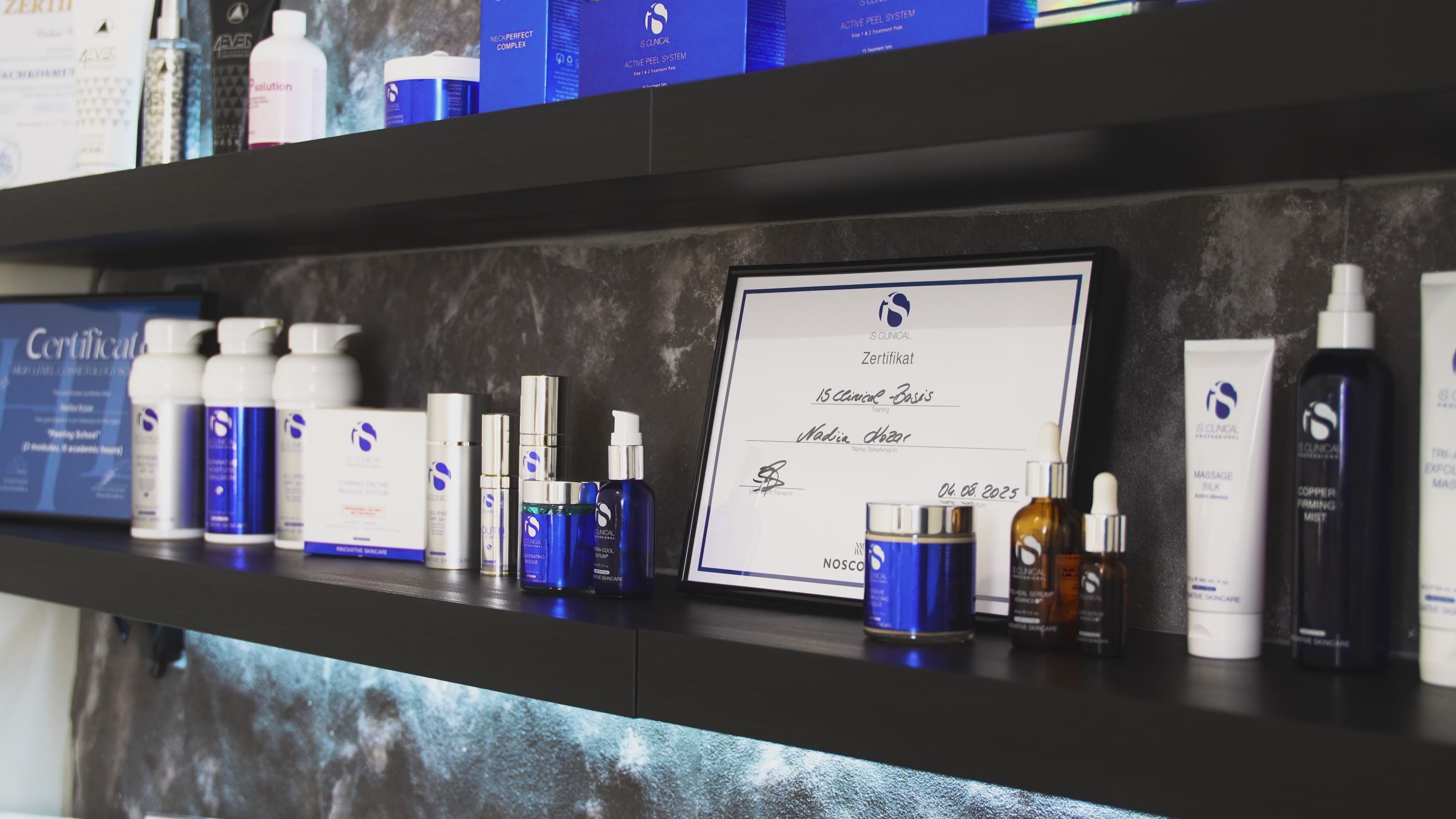 Facial Treatments (Facials & Peelings)